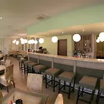 Royal Sun 2* ساني بيتش