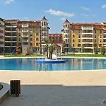 Royal Sun ساني بيتش