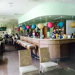 Royal Sun شقة فندقية 2*