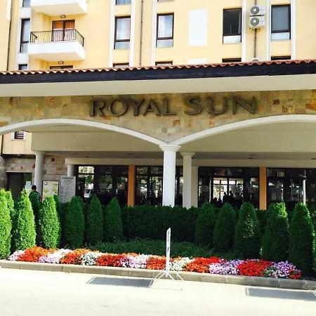 Royal Sun מלון דירות 3*