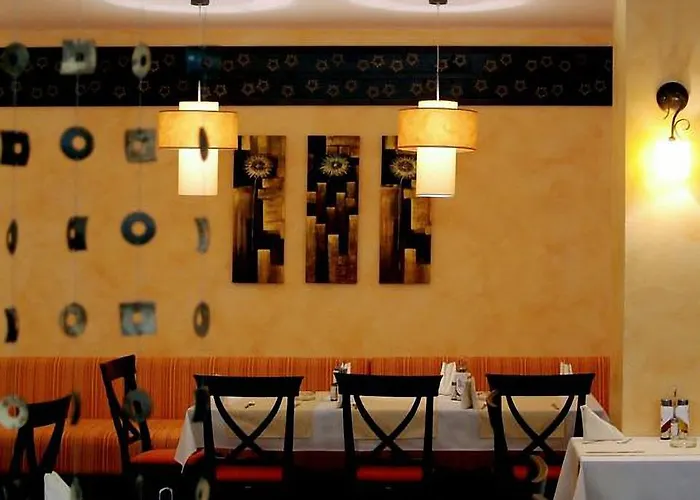 Royal Sun Apartahotel 2*