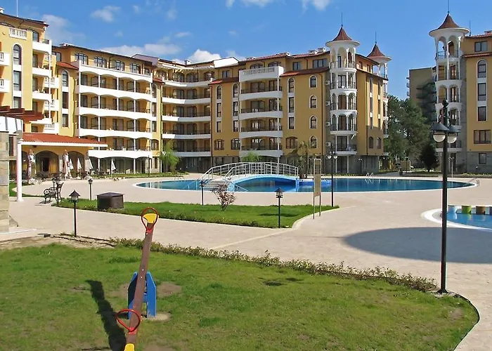 Royal Sun Apartahotel 2*