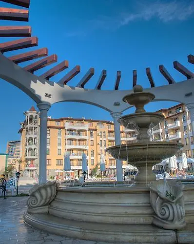 Apartahotel Royal Sun 2*