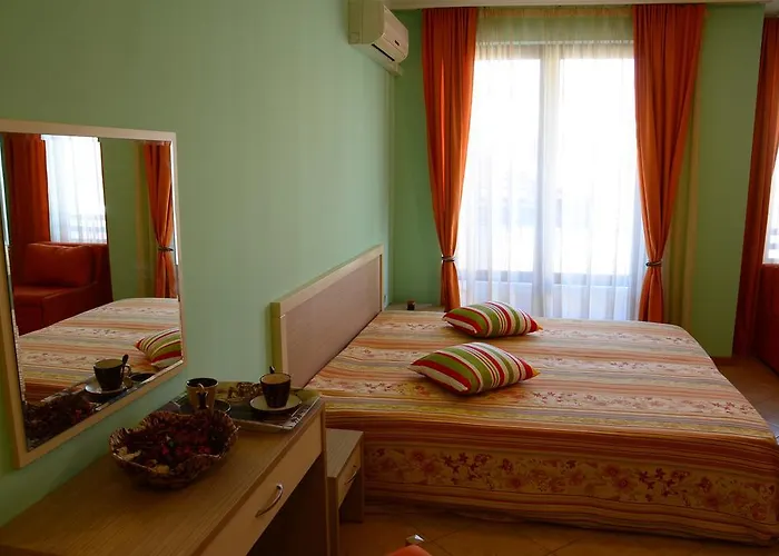 Royal Sun Lägenhetshotell 2*