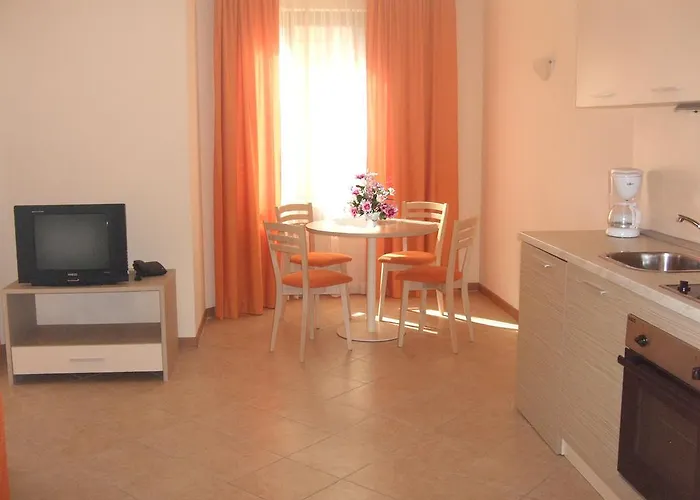 Lägenhetshotell Royal Sun 2*