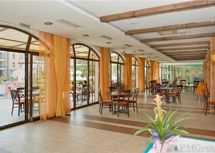 Lägenhetshotell Royal Sun Slăntjev Brjag